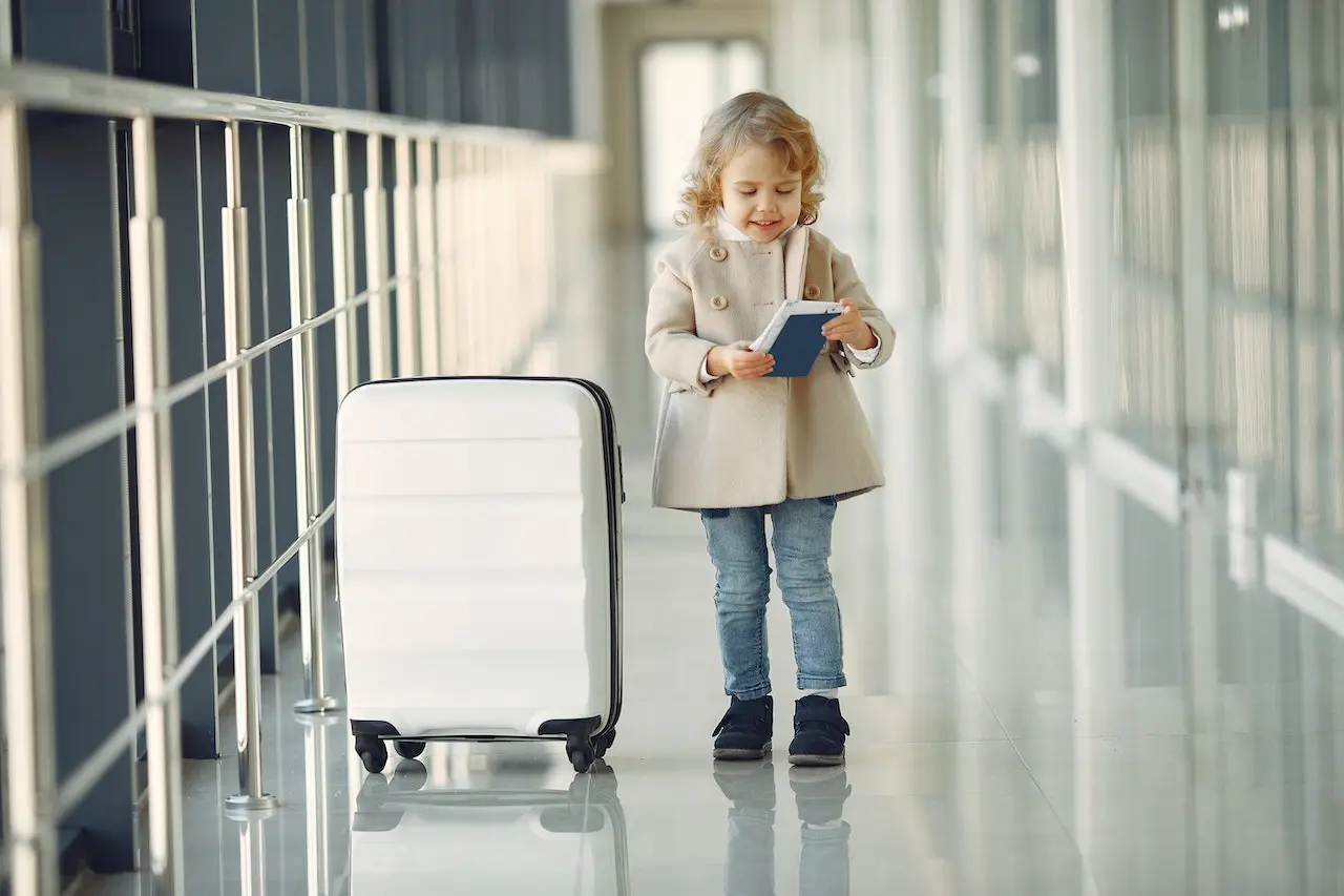 شروط الصورة في جواز السفر للاطفال وطريقة إصدار جواز سفر إلكتروني لهم